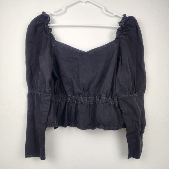 Topshop Tops - Topshop Washed Black Denim Puff Long Sleeve Cropped Top Size 6 NWT